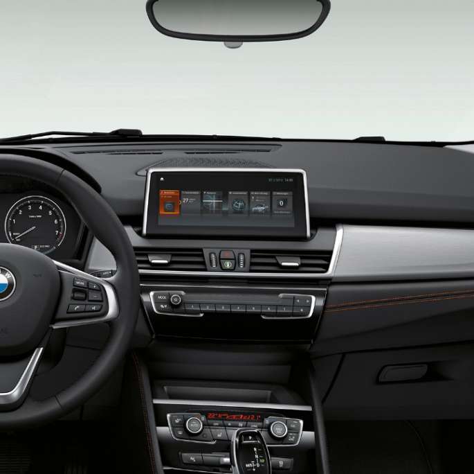 Kokpit BMW-a serije 2 Active Tourer Model Sport Line Kokpit BMW-a serije 2 Active Tourer Model Sport Line 220i F45 2018