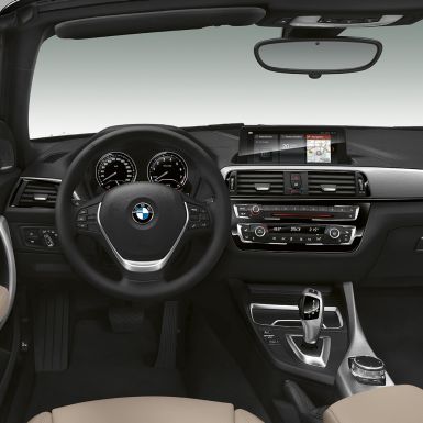 BMW serije 2 Cabrio, kokpit BMW serije 2 Cabrio, kokpit