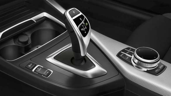 BMW serije 2 Coupé, Steptronic sportski prijenos s 8 stupnjeva prijenosa BMW serije 2 Coupé, Steptronic sportski prijenos s 8 stupnjeva prijenosa