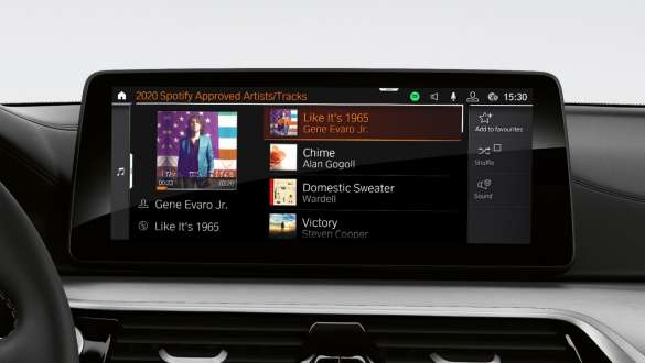 Connected Music BMW serije 5 Touring G31 Connected Music BMW serije 5 Touring G31 Facelift 2020 unutrašnjost kokpit