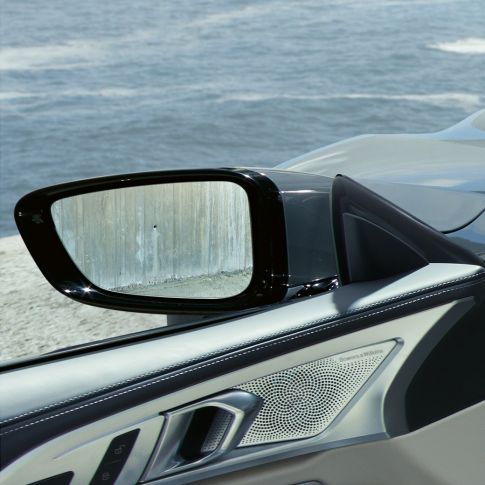 BMW M850i xDrive, Bowers & Wilkins Diamond surround sustav ozvučenja. BMW M850i xDrive, Bowers & Wilkins Diamond surround sustav ozvučenja.