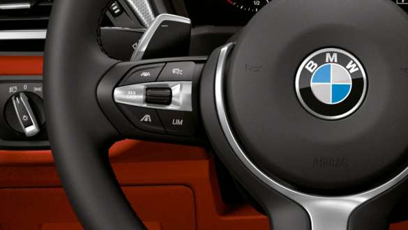 Kožni upravljač BMW-a X2 M35i F39 Unutrašnjost s kožnim upravljačem BMW-a X2 M35i 2018 F39