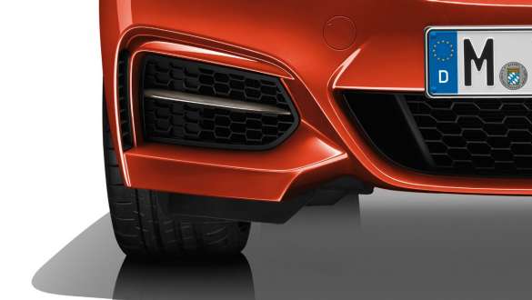 M Aerodynamics paket BMW M240i Coupé M Aerodynamics paket BMW M240i Coupé F22 2017 detaljni pogled sprijeda