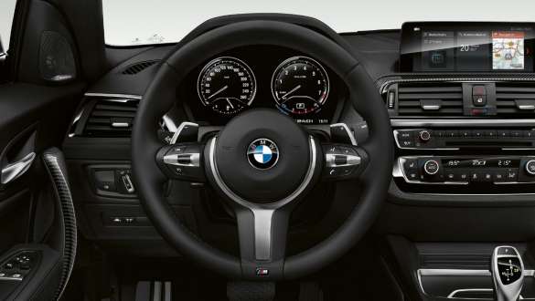 Varijabilni sportski upravljač BMW M240i Coupé Varijabilni sportski upravljač BMW M240i Coupé F22 2017 Sunset Orange metalik detaljni pogled