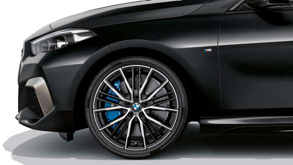 M sportska kočnica BMW-a M235i xDrive Gran Coupé M sportska kočnica BMW-a M235i xDrive Gran Coupé Black Sapphire metalik F44