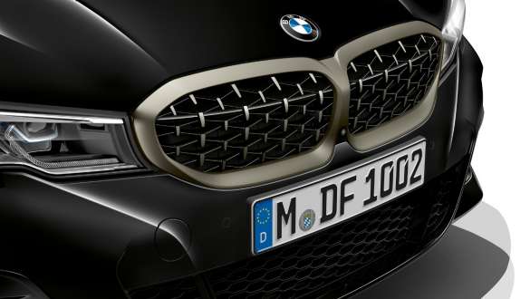 Mild hibridna tehnologija BMW M340i xDrive Limuzina G20 2020 BMW M340i xDrive Limuzina G20 2020 Sapphire Black metalik Mild hibridna tehnologija sprijeda krupni plan