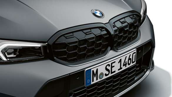 BMW rešetka bubrega u mrežastm izgledu M340i xDrive Limuzina G20 BMW M340i xDrive Limuzina G20 BMW Individual Frozen Pure Grey BMW rešetka bubrega u mrežastom izgledu