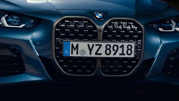 M okvir rešetke bubrega u izvedbi Cerium gray BMW M440i xDrive Coupé G22 2020 BMW M440i xDrive Coupé G22 2020 M okvir rešetke bubrega Cerium Grey prednji prikaz