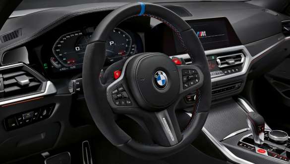 M Performance upravljač Pro BMW M4 Coupé G82 2020 BMW M4 Coupé G82 2020 M Performance upravljač Pro unutrašnjost krupni plan