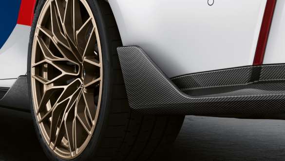 M Performance stražnje krilce od karbonskih vlakana BMW M4 Coupé G82 2020 BMW M4 Coupé G82 2020 M Performance stražnja krilca karbonska vlakna krupni plan