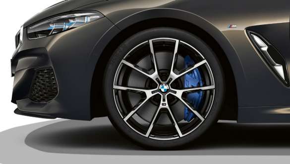 M Sport kočnice. BMW M850i xDrive Cabrio s M Sport kočnicama.