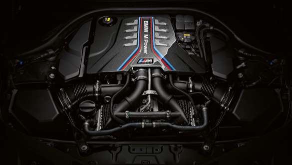 Visokoučinkoviti M TwinPower Turbo osmerocilindarski benzinski motor. BMW M8 Competition Cabrio, visokoučinkoviti M TwinPower Turbo osmerocilindarski benzinski motor.