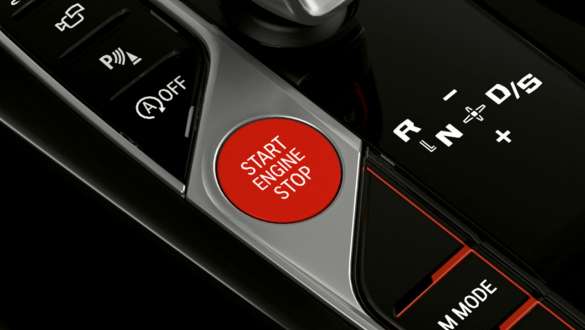 Crveni gumb Start/Stop BMW X3 M Automobili 2021 F97 LCI BMW X3 M Automobili 2021 F97 LCI crveni Start/Stop gumb.
