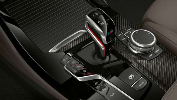 M Steptronic prijenos s 8 brzina. BMW X4 M i BMW X4 M Competition, unutrašnjost, M ručka za obdabir prijenosa, M Steptronic prijenos s 8 brzina.