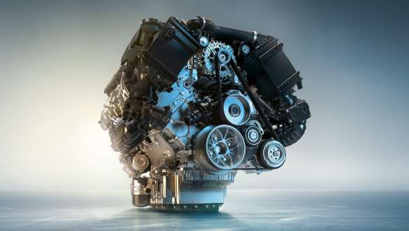 BMW TwinPower Turbo benzinski motor BMW X5 M50i G05 BMW TwinPower Turbo 8-cilindrični benzinski motor BMW X5 M50i G05 2018 SUV