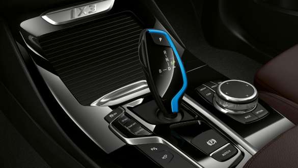 Adaptivni ovjes BMW iX3 G08 Adaptivni ovjes BMW iX3 G08 2020 ručica mjenjača