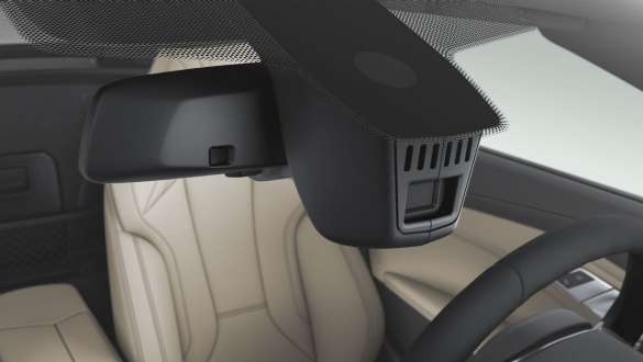 BMW Z4 Roadster Driving Assistant Pogled kroz vjetrobransko staklo u unutrašnjost BMW-a Z4 Roadster
