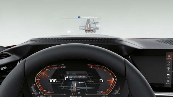 BMW Z4 Roadster (G29) kokpit BMW Z4 Roadster (G29) sa upravljačem, Head-Up Display i kontrolni zaslon