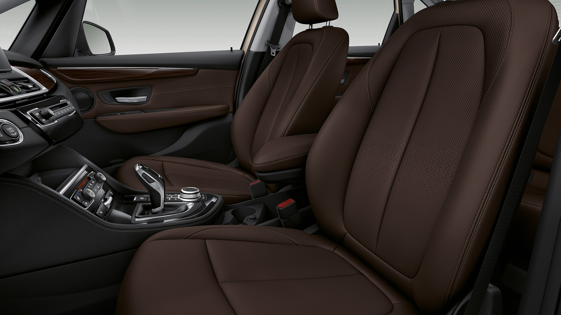 Sportska sjedala BMW-a serije 2 Active Tourer Model Luxury Line Sportska sjedala u unutrašnjosti BMW-a serije 2 Active Tourer Model Luxury Line 225i xDrive F45 2018