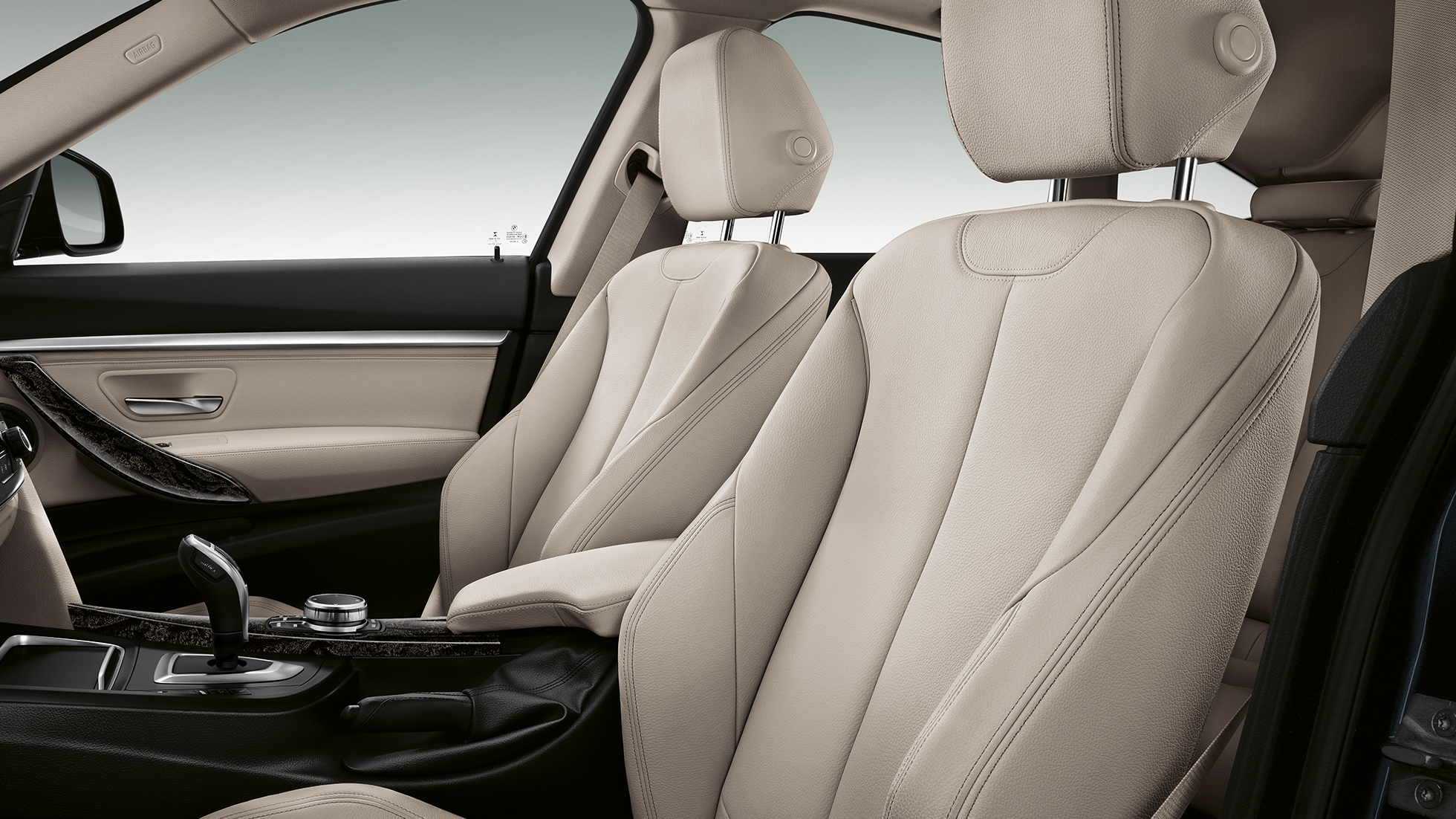 BMW serije 3 Gran Turismo, kokpit modela Sport Line BMW serije 3 Gran Turismo, kokpit modela Sport Line