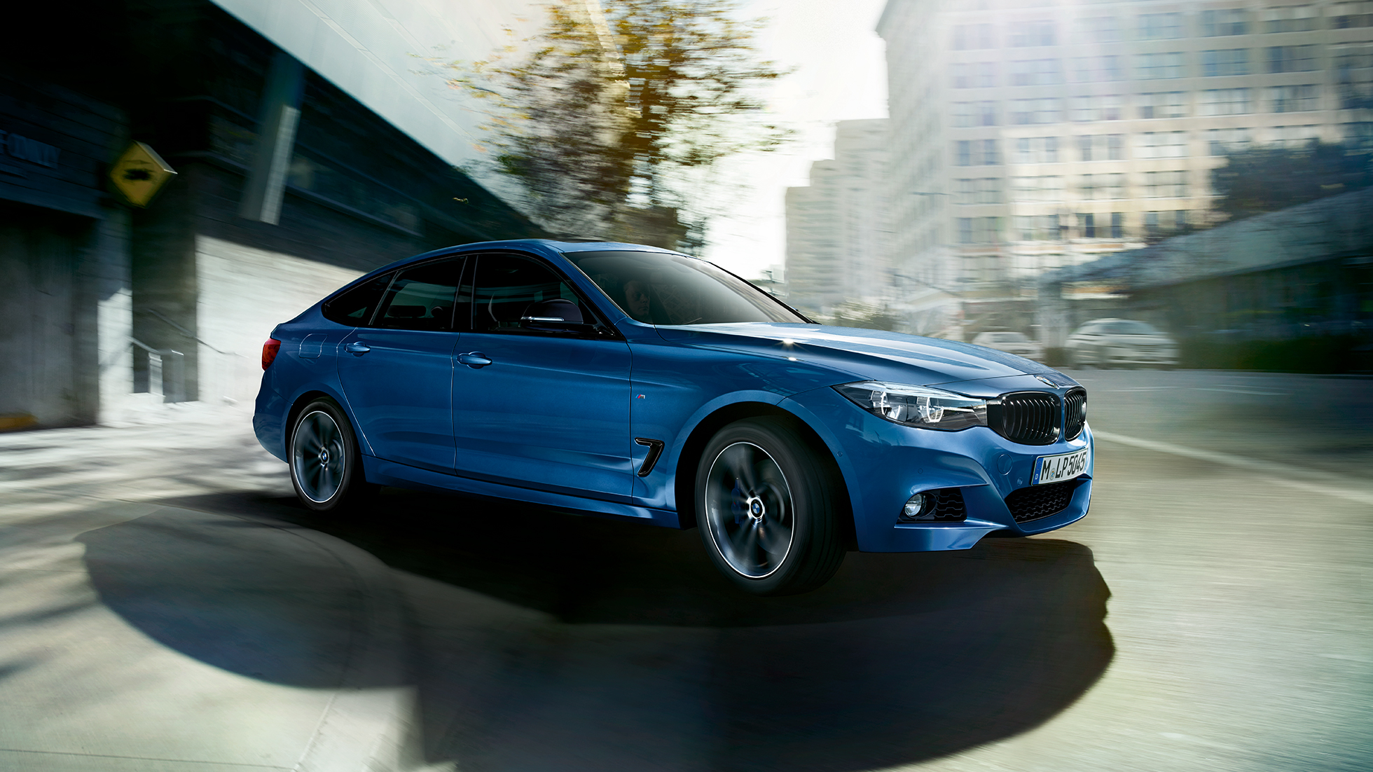 BMW serije 3 Gran Turismo, tročetvrtinski prikaz prednjeg kraja BMW serije 3 Gran Turismo, tročetvrtinski prikaz prednjeg kraja