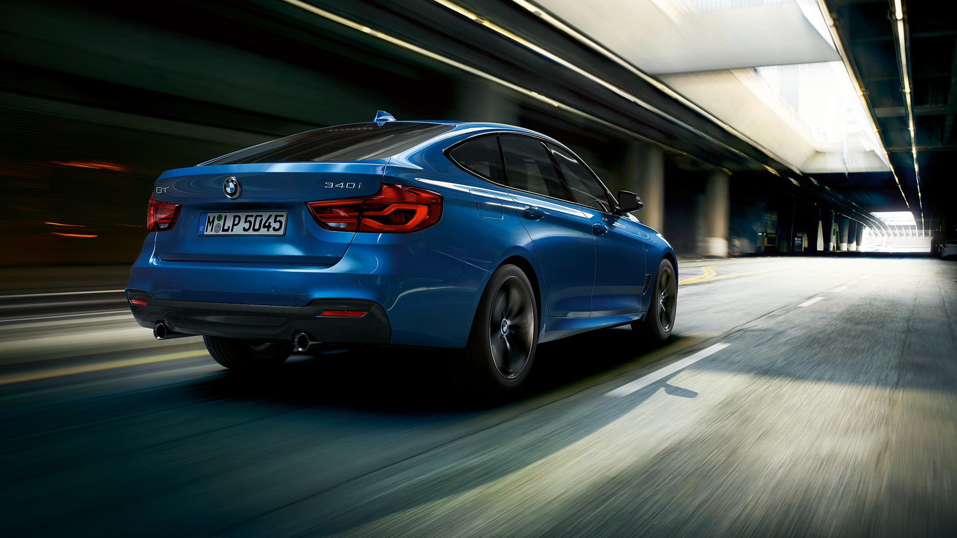 BMW serije 3 Gran Turismo, tročetvrtinski prikaz stražnjeg kraja BMW serije 3 Gran Turismo, tročetvrtinski prikaz stražnjeg kraja
