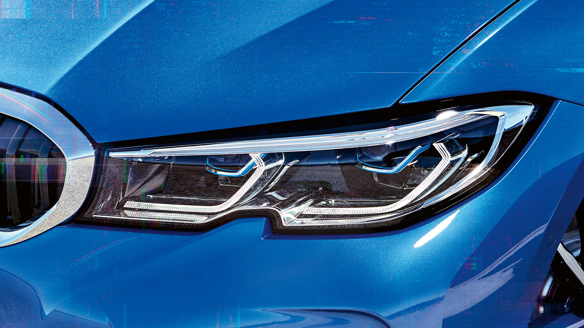 BMW serije 3 Limuzina, BMW Laserlight. Bočni detaljan prikaz desnih prednjih svjetala s BMW laserskim svjetlom.