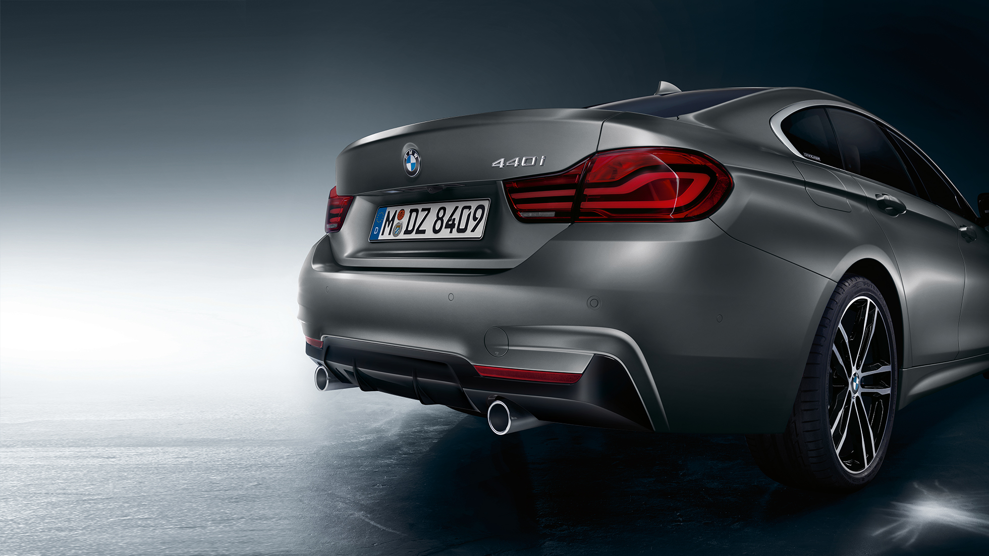 BMW serije 4 Gran Coupé, naziv modela na stražnjem kraju BMW serije 4 Gran Coupé, naziv modela na stražnjem kraju