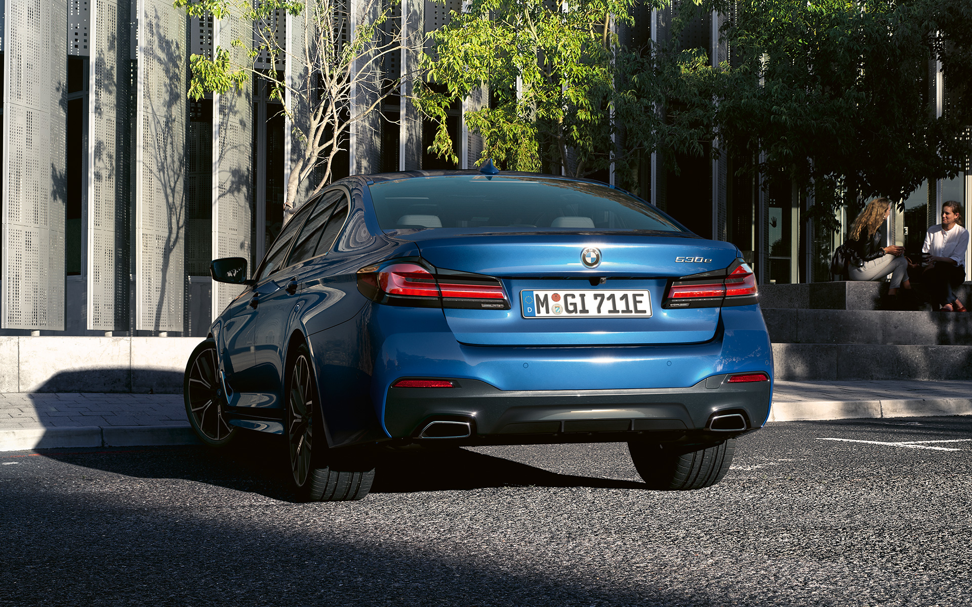 3D oblikovana stražnja svjetla BMW serije 5 Limuzina G30 3D oblikovana stražnja svjetla BMW serije 5 Limuzina G30 Facelift 2020 Phytonic Blue krupni plan straga