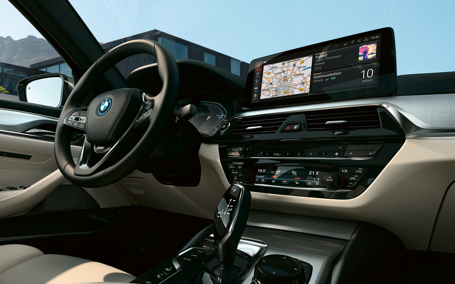 Kokpit BMW serije 5 Touring G31 LCI LCFI 4K9 Kokpit BMW serije 5 Touring G31 Facelift 2020 unutrašnjost Dakota koža Ivory White Fine Brushed Aluminium s detaljima Pearl-gloss Chrome