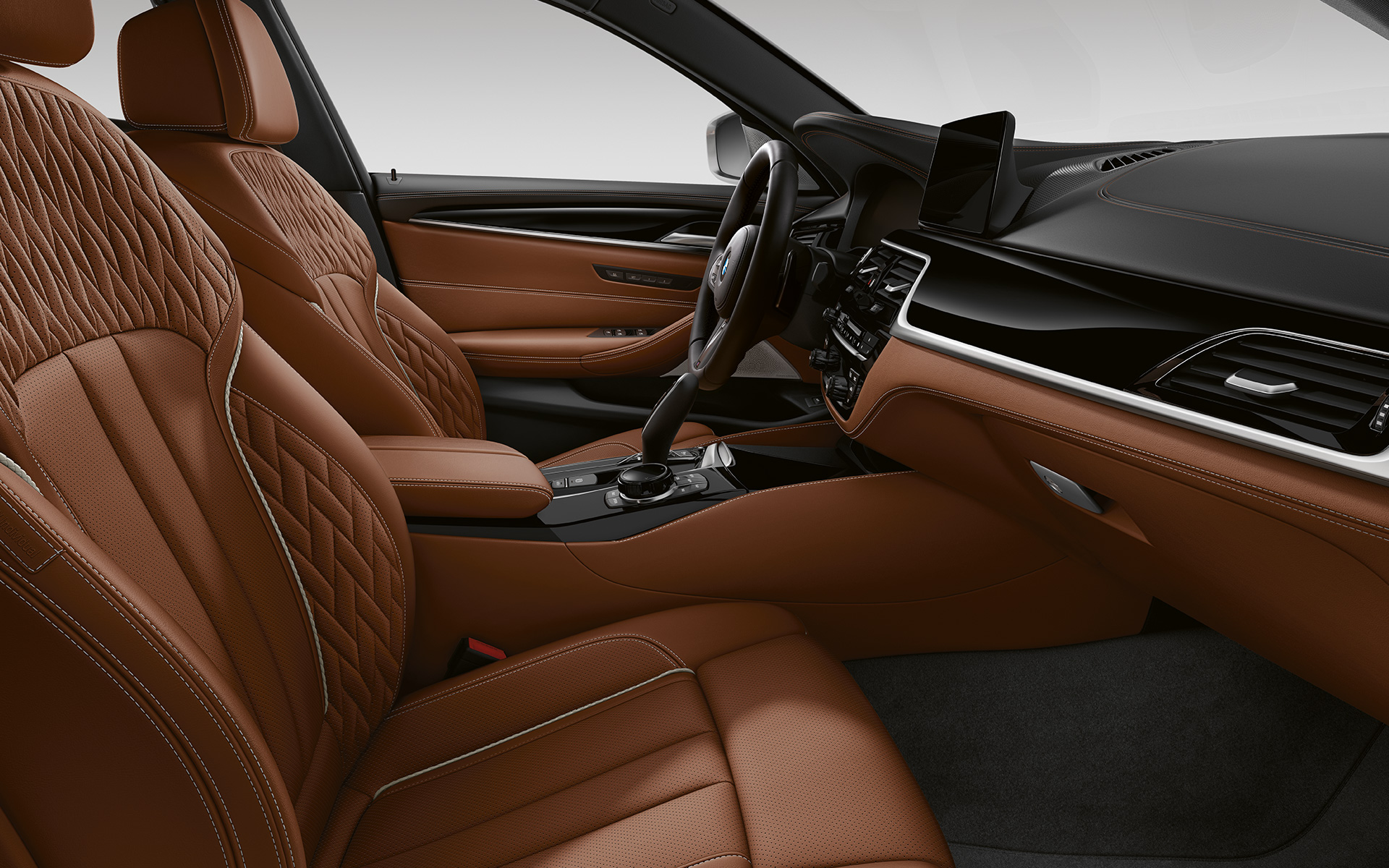 BMW serije 5 Touring G31 LCI unutrašnjost u koži BMW Individual Merino – Tartufo BMW serije 5 Touring G31 Facelift 2020 unutrašnjost u koži BMW Individual Merino – Tartufo