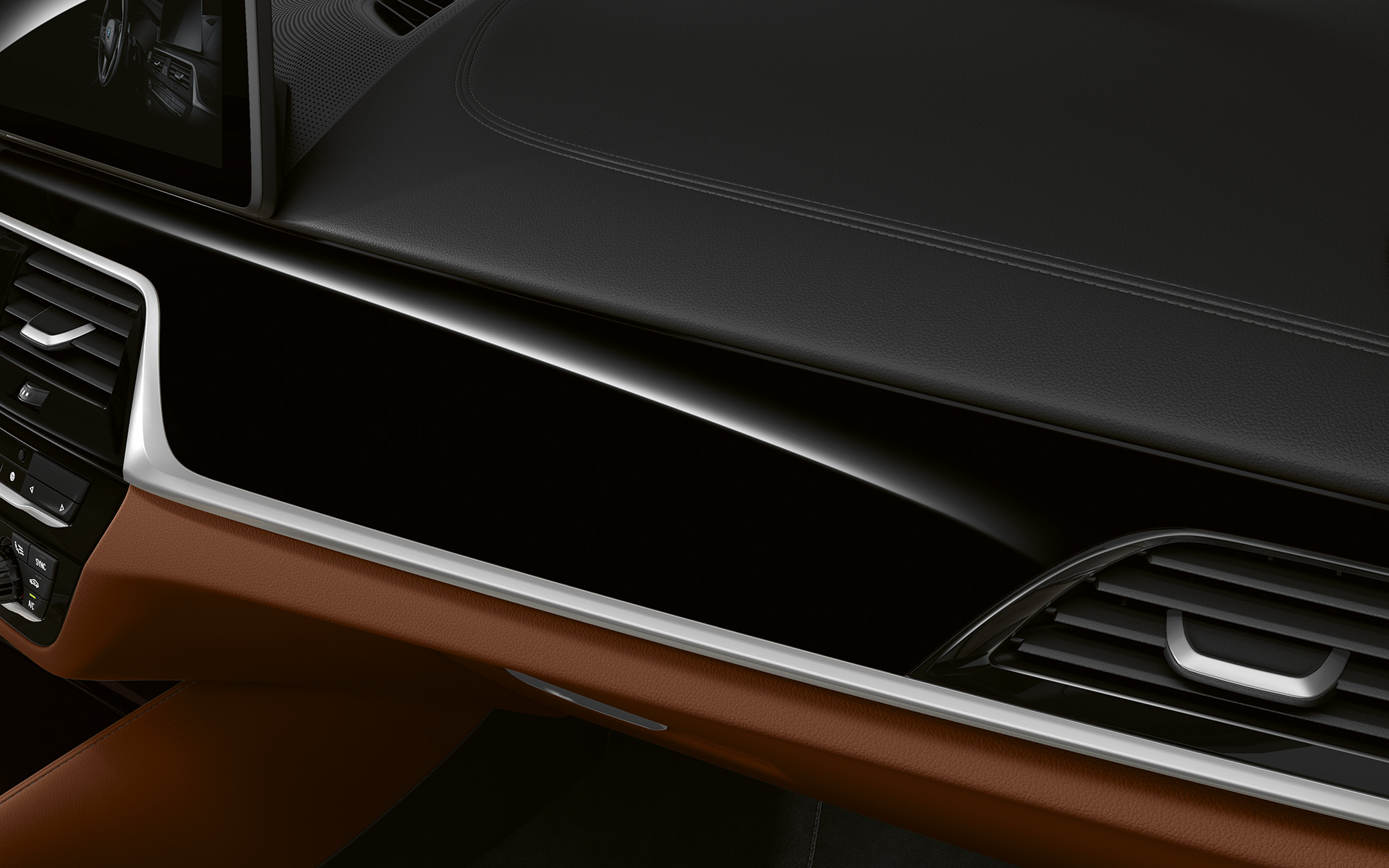 BMW serije 5 Touring G31 LCI kokpit detalj letvice Piano Black s detaljima Pearl Chrome BMW serije 5 Touring G31 Facelift 2020 kokpit detalj letvice Piano Black s detaljima Pearl Chrome