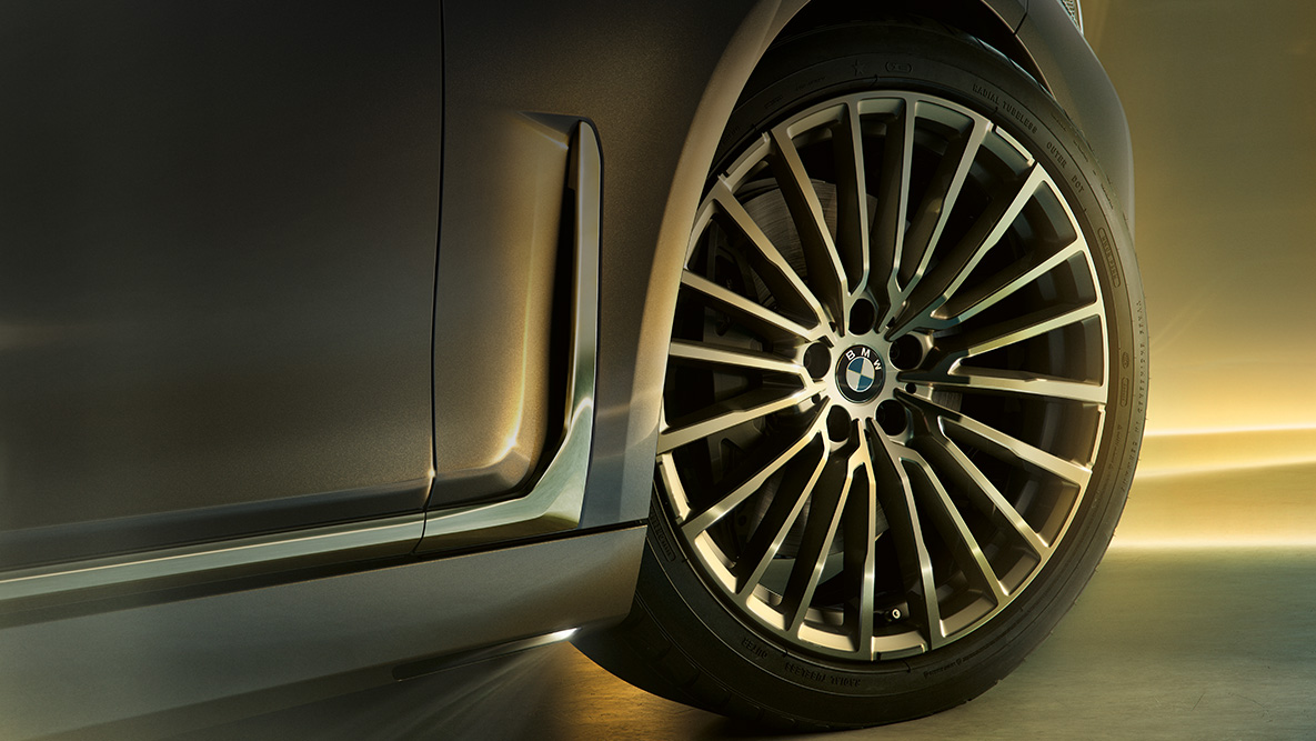 BMW serije 7 limuzina G11 G12 2019 lakometalni kotači BMW serije 7 limuzina G11 G12 2019 Bernina Grey Amber Effect lakometalni kotači dizajn