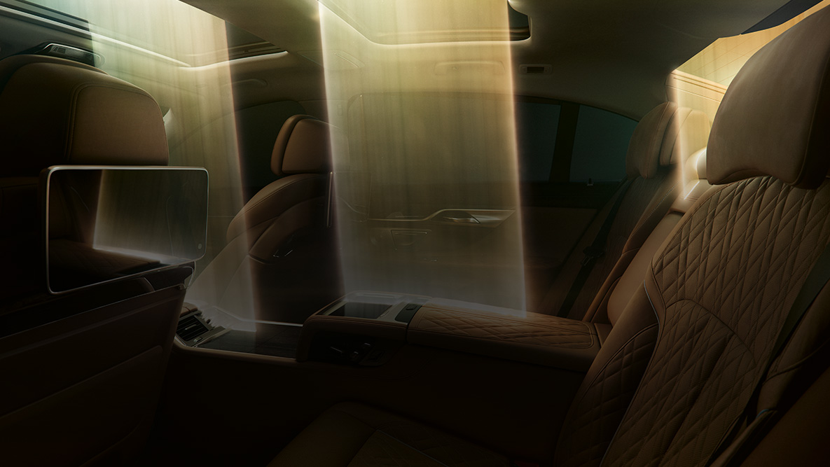 BMW serije 7 limuzina G11 G12 2019 unutrašnjost BMW serije 7 limuzina G11 G12 2019 Bernina Grey Amber Effect unutrašnjost, incidencija svjetlosti Panorama stakleni krov