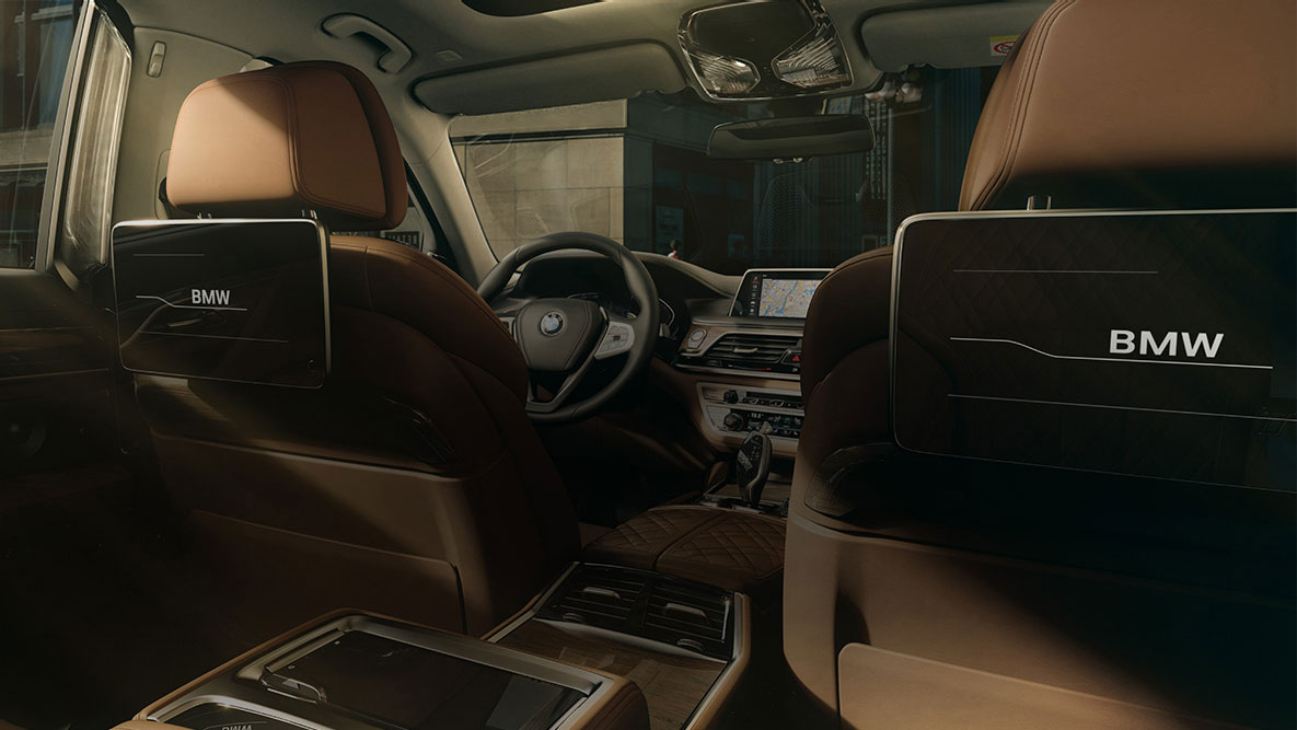 BMW serije 7 limuzina G11 G12 2019 Zabava na stažnjoj klupi BMW serije 7 limuzina G11 G12 2019 Zabava na stažnjoj klupi sa HD ekranima osjetljivim na dodir