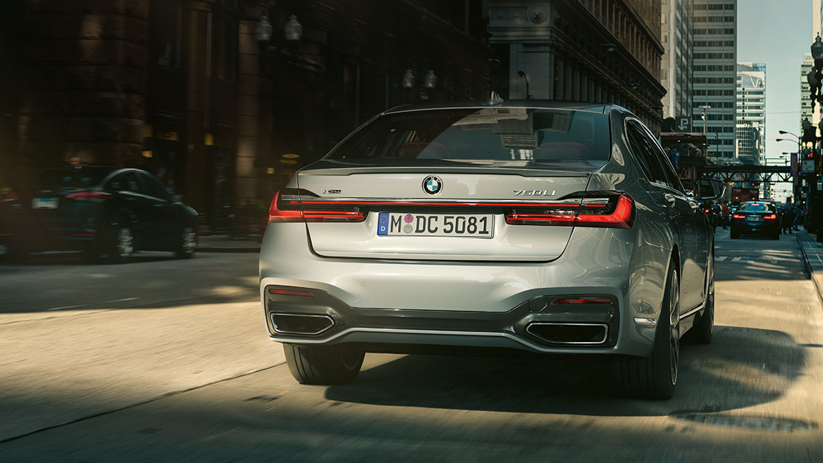 BMW serije 7 limuzina G11 G12 2019 Reversing Assistant BMW serije 7 limuzina G11 G12 2019 pogled straga Reversing Assistant
