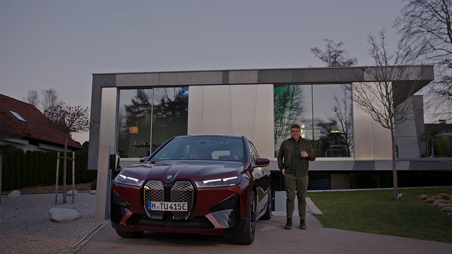 BMW iX i20 električni SUV sjajni ulazni trenuci Video BMW iX i20 2021 električni SUV sjajni ulazni trenuci Video