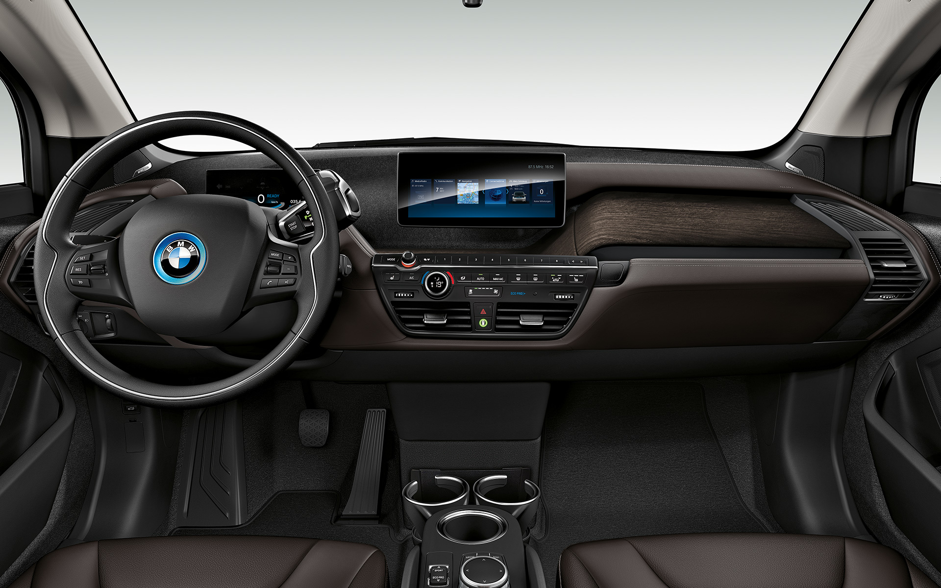 BMW i3s I01 2018 unutrašnjost kokpit