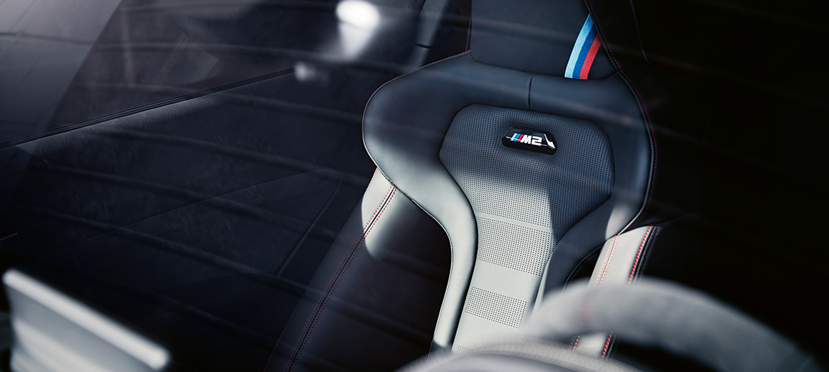 Sport sjedala BMW M2 CS Sport sjedala BMW M2 CS F87 Misano Blue metalik detaljni pogled