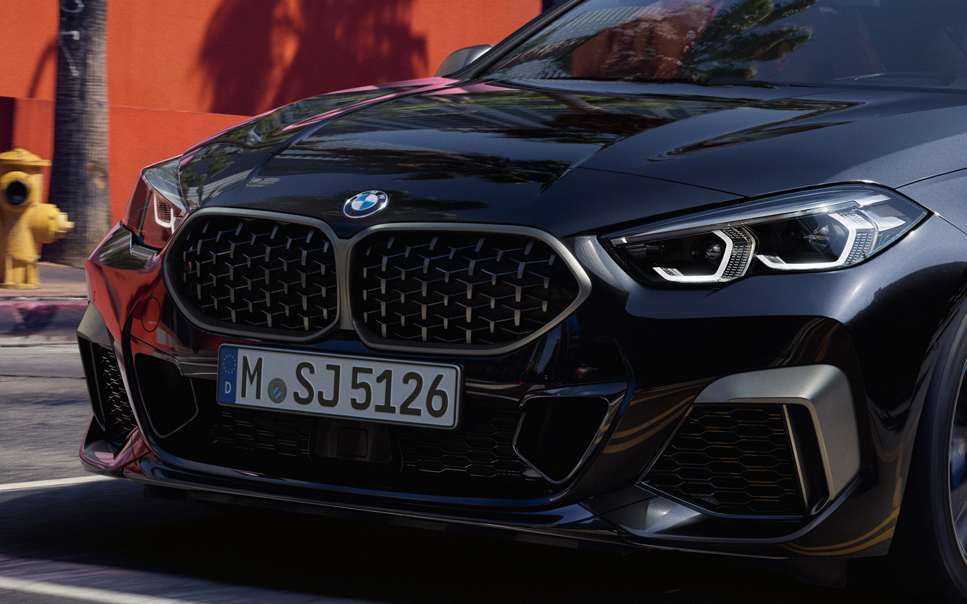 Dizajn prednjeg dijela BMW M235i xDrive Gran Coupé F44 Dizajn prednjeg dijela BMW M235i xDrive Gran Coupé F44 2020 Black Sapphire metalik