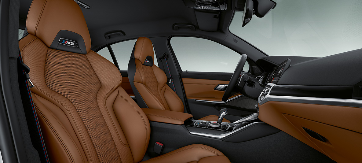 BMW Individual letvice unutrašnjosti od finog drva BMW M3 Limuzina G80 2020 unutrašnjost BMW Individual letvice unutrašnjostiod finog drva ‘Fineline’ Black sa srebrnim efektom otvorene pore BMW M3 Limuzina G80 2020 unutrašnjost