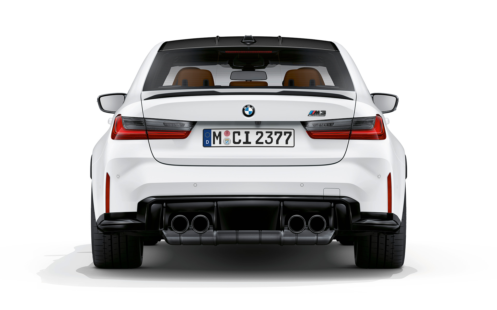BMW M3 Competition G80 2020 Frozen Brilliant White metalik pogled straga
