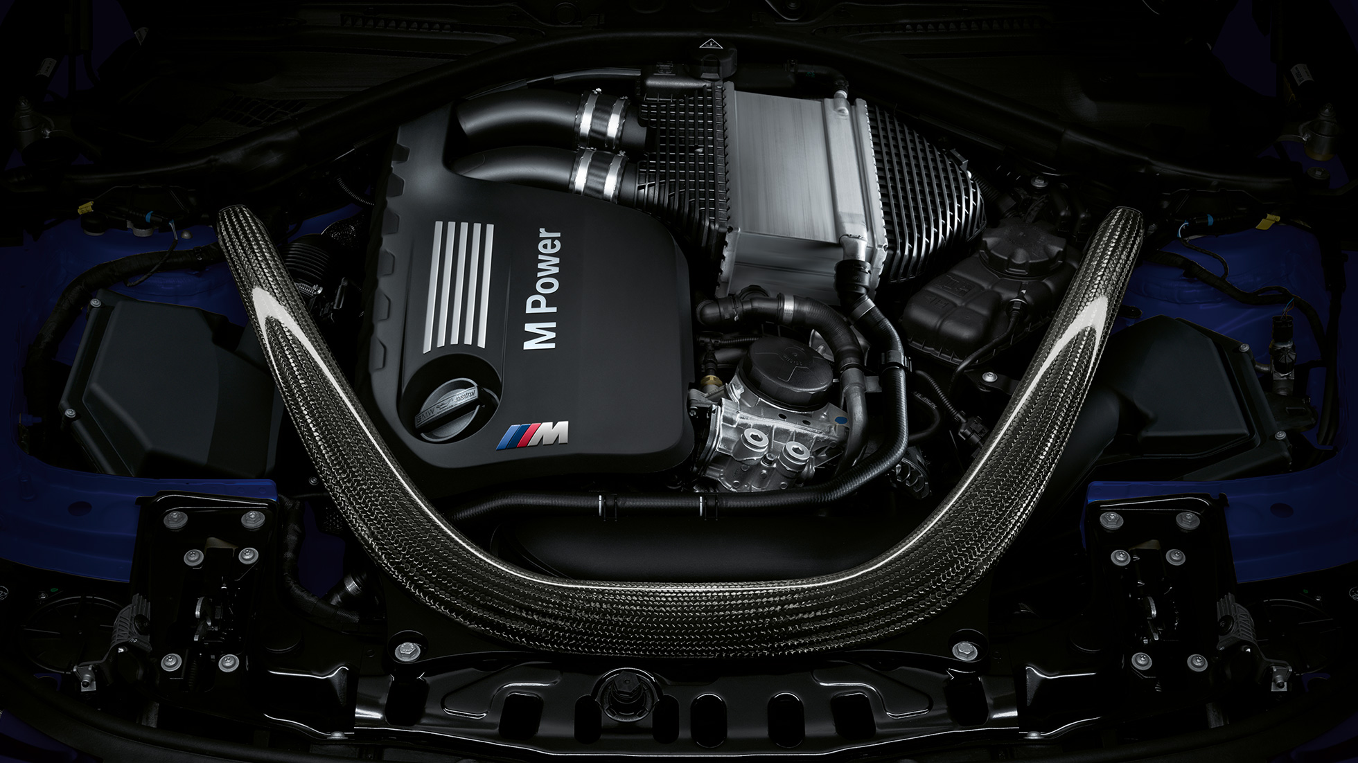 BMW M4 Cabrio, 6-cilindrični benzinski motor BMW M4 Cabrio, M TwinPower Turbo redni 6-cilindrični benzinski motor