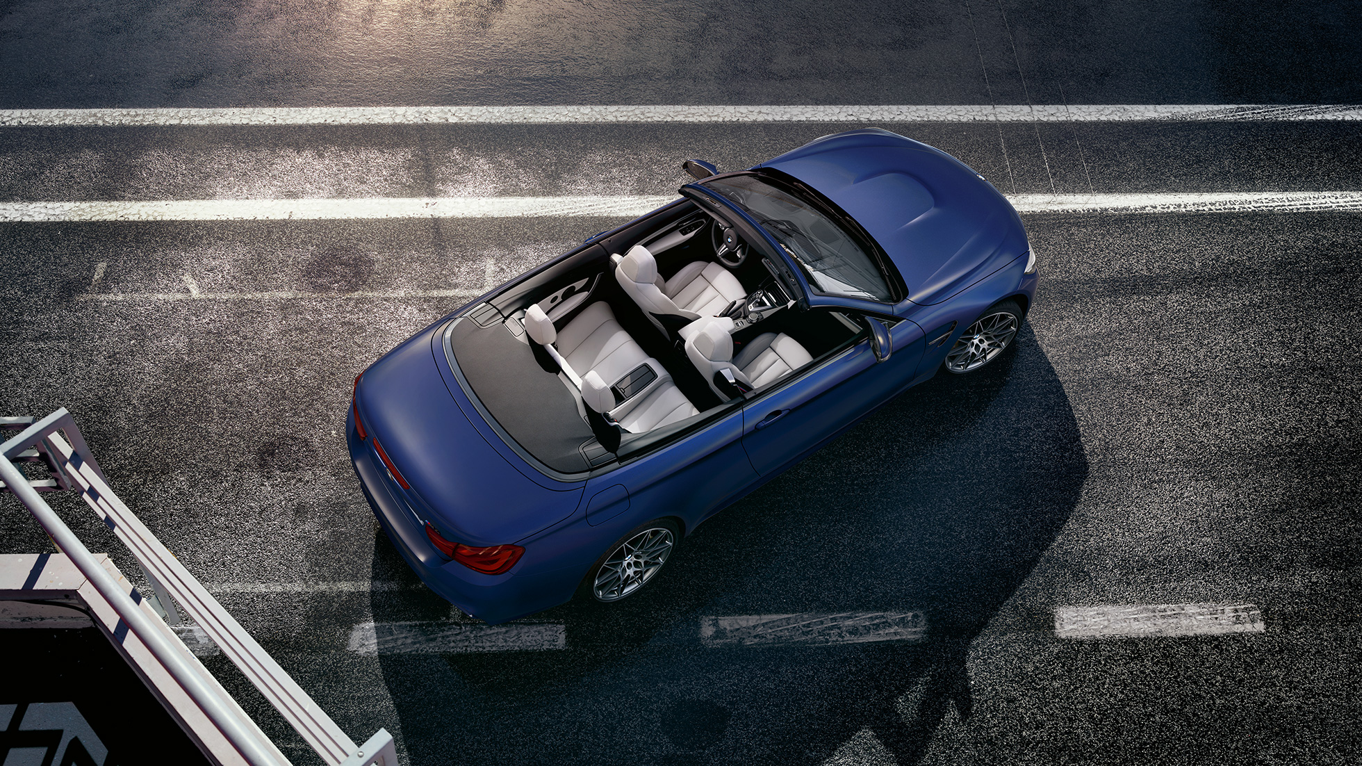 BMW M4 Cabrio, tvrdi krov BMW M4 Cabrio, dizajn, pogled s visine, krov, tvrdi krov