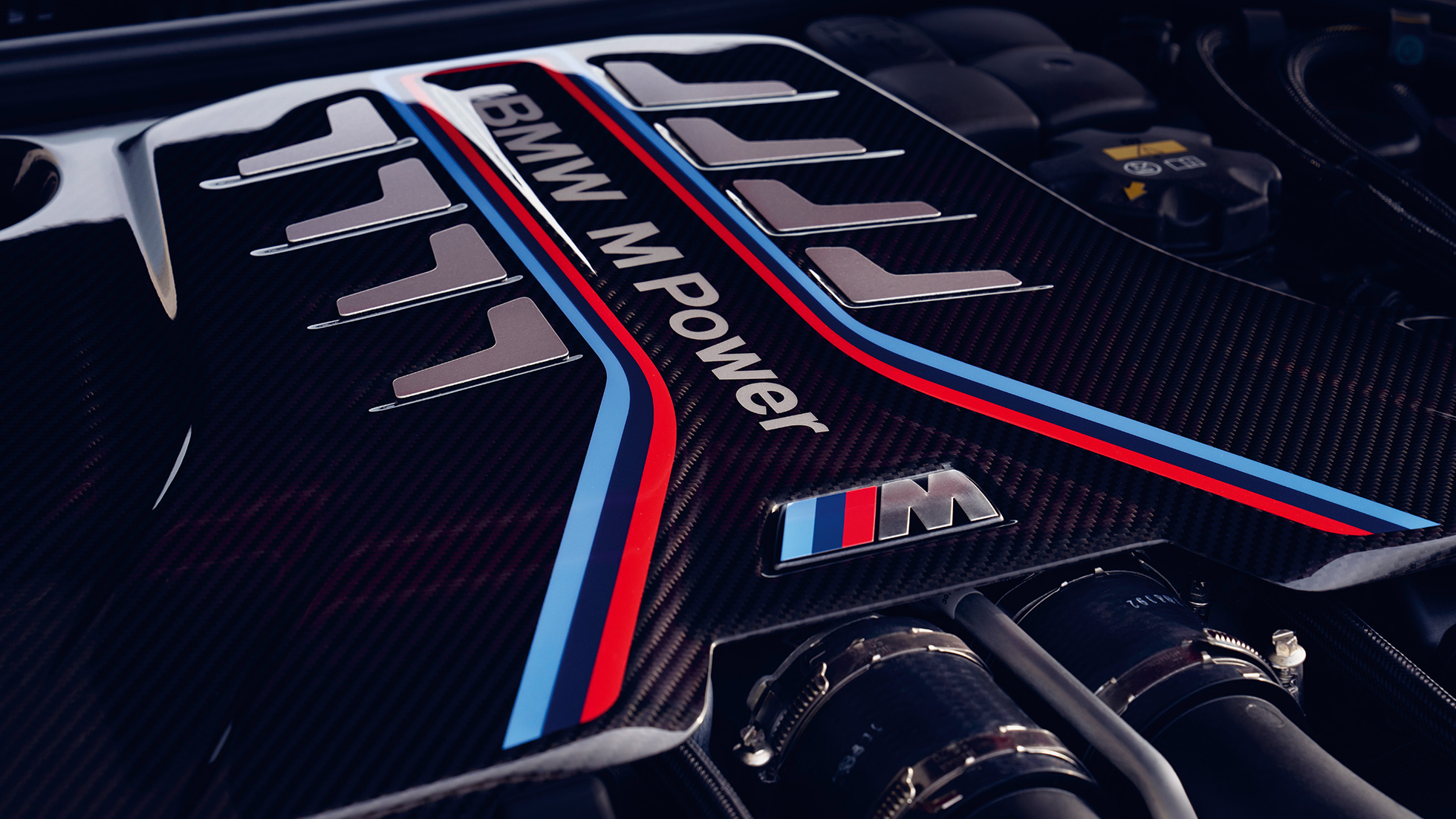 BMW M TwinPower Turbo 8-cilindrični benzinski motor BMW M5 Competition F90 Facelift 2020 BMW M TwinPower Turbo 8-cilindrični benzinski motor BMW M5 Competition F90 LCI Facelift 2020