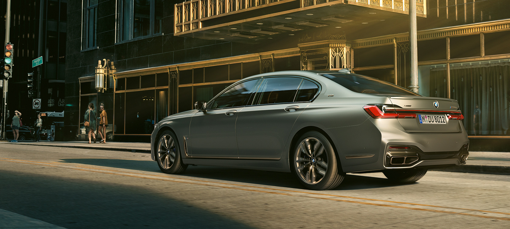 BMW M760Li xDrive Limuzina BMW M760Li xDrive Limuzina, Dizajn, dinamika