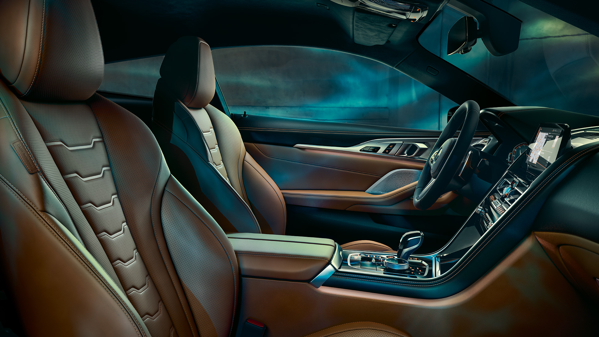 BMW M850i xDrive Coupé, unutrašnjost. BMW M850i xDrive Coupé, unutrašnjost sa multifunkcionalnim sjedalima u BMW Individual koži 'Merino' Tartufo/Black.