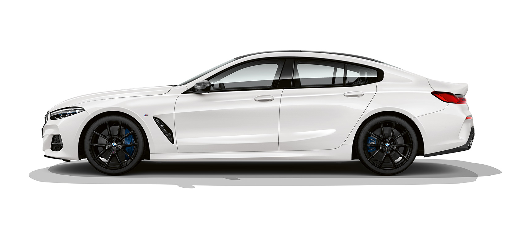 Bočni prikaz BMW-a M850i xDrive Gran Coupé Bočni prikaz BMW-a M850i xDrive Gran Coupé G16 2019 BMW Individual Mineral White boje