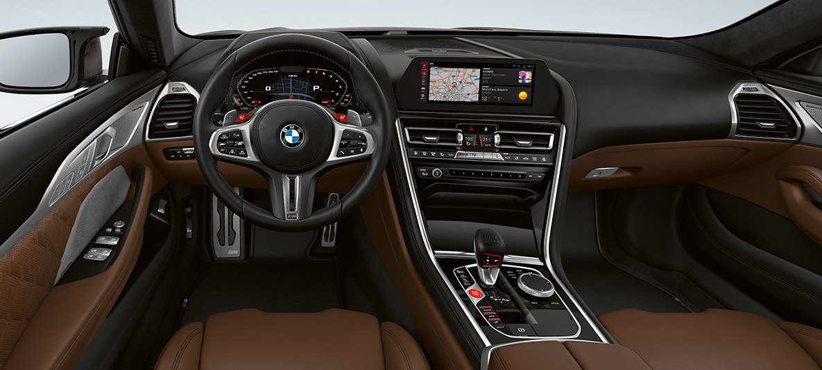 Kokpit BMW-a M8 Gran Coupé Unutrašnjost kokpita BMW-a M8 Gran Coupé F93 2020