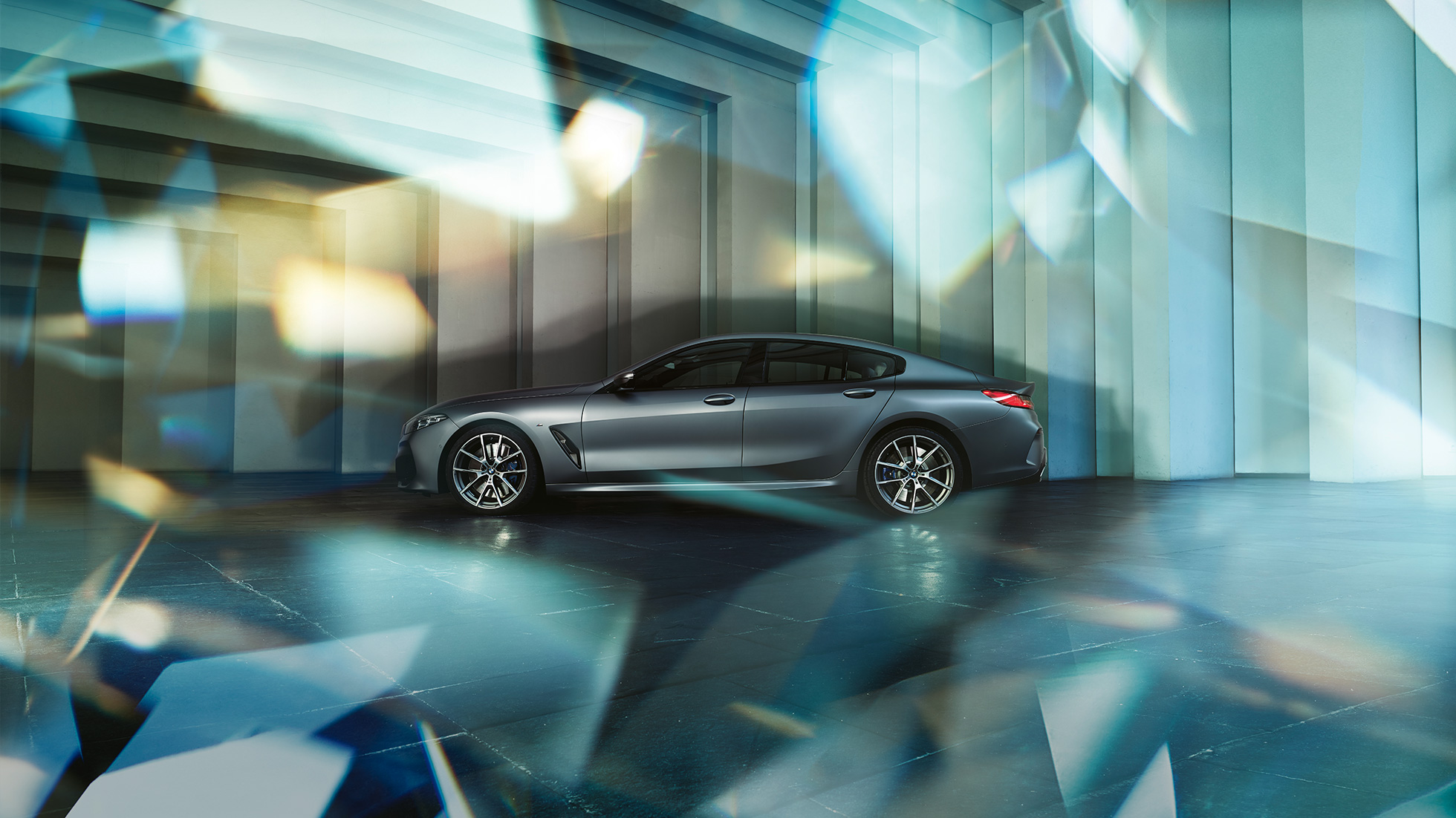 Silueta kupea BMW-a M850i xDrive Gran Coupé Silueta kupea BMW-a M850i xDrive Gran Coupé G16 2019 BMW Individual Frozen Bluestone metalik boje